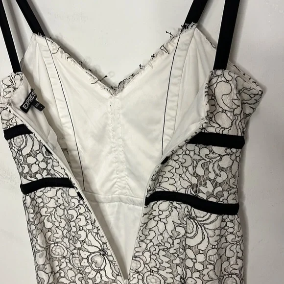 Express black and white lace cocktail dress - Picture 13 of 16
